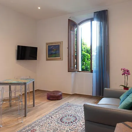 Daire Tramonto Sul *